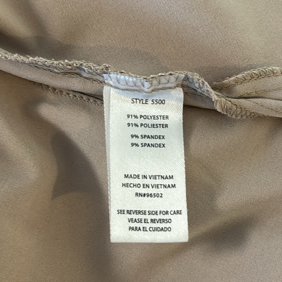 Scrub jacket - Picture 2 of 5